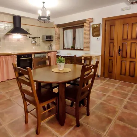 Alameda Ii Con Chimenea Salon Y Barbacoa En Patio Prázdninový dům *