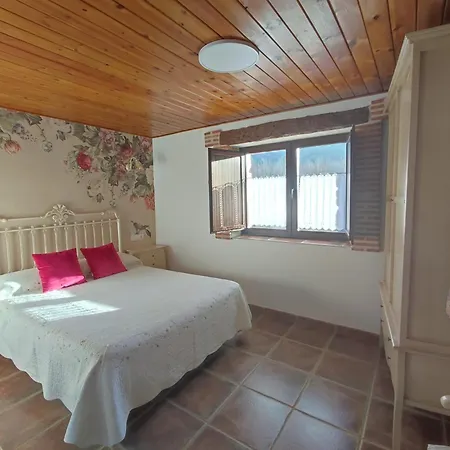 Prázdninový dům Alameda Ii Con Chimenea Salon Y Barbacoa En Patio Curiel de Duero