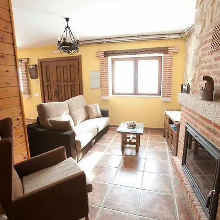 Alameda Ii Con Chimenea Salon Y Barbacoa En Patio *