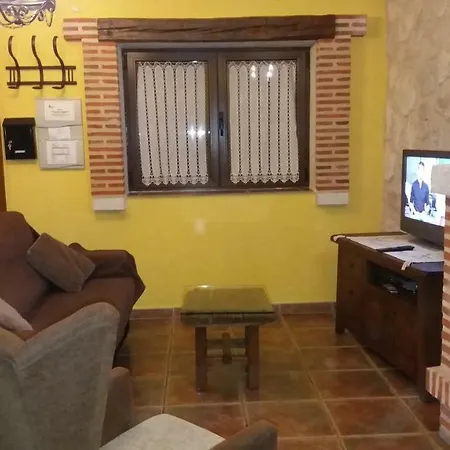 Alameda Ii Con Chimenea Salon Y Barbacoa En Patio Curiel de Duero