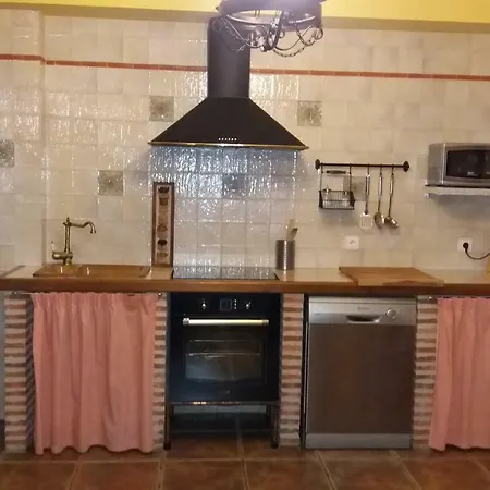 Alameda Ii Con Chimenea Salon Y Barbacoa En Patio Prázdninový dům