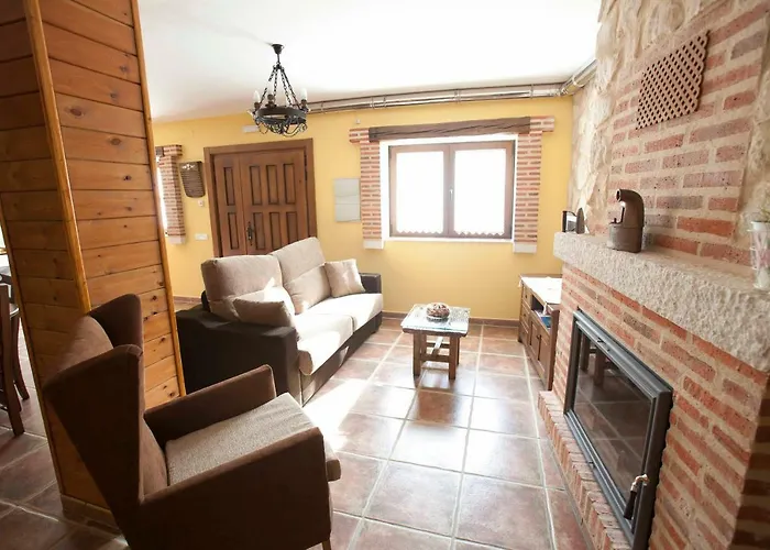 Alameda Ii Con Chimenea Salon Y Barbacoa En Patio *